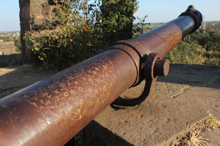 Basavakalyan Fort Kadak Bijli Tope Canon