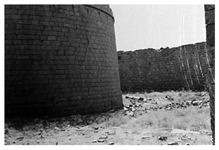 Practoor fort Entrance in 1980 2